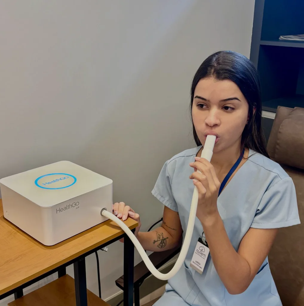 Equipamento HealthGo AIR em uso na NU.V.E.M Medicina
